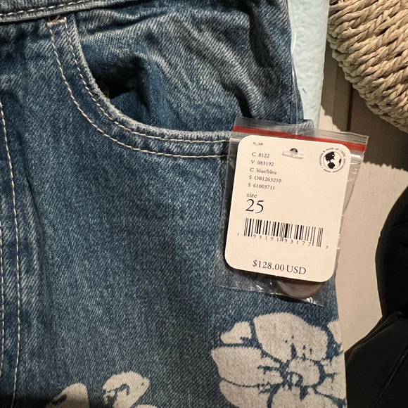 SOLD NWT Free People Talia Trouser Flare Jeans size 25 - Picture 4 of 6